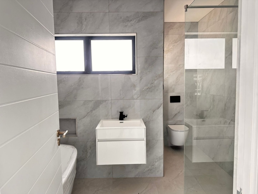 4 Bedroom Property for Sale in Sandown Western Cape